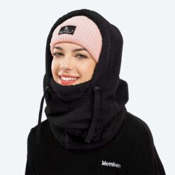 campustuete-pluesch-balaclava-schwarz-anwendung
