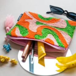 campustuete-psychedelic-clutch